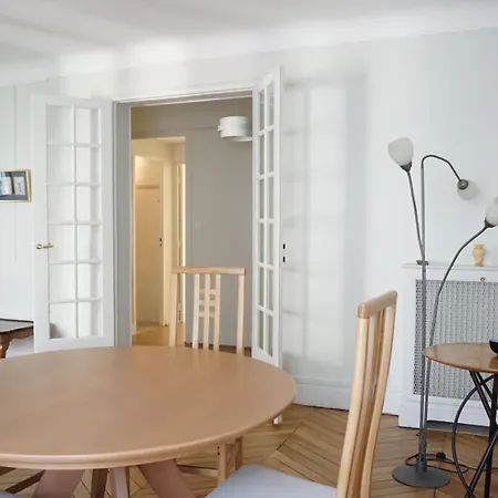 Appartement Rue Yvon Villarceau - 16 *